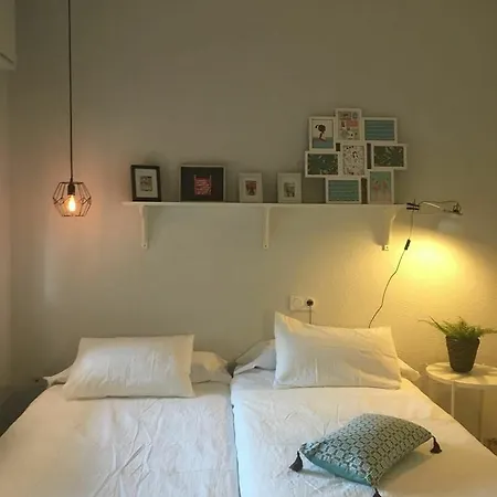 With 4 Bedrooms In Granada, With Wonderful View, Furnis